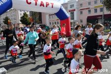 На улице Ленина дан старт детскому забегу Пермского марафона