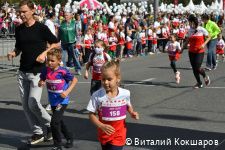 На улице Ленина дан старт детскому забегу Пермского марафона