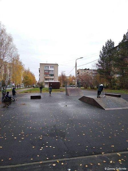 В Перми в микрорайоне Кислотные дачи построена скейтплощадка В Перми в микрорайоне Кислотные дачи построена скейтплощадка