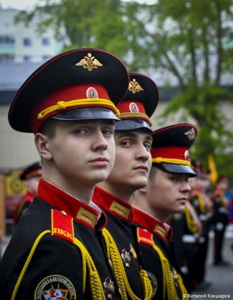 Алексей Дёмкин поздравил выпускников Пермской кадетской школы №1 с последним звонком