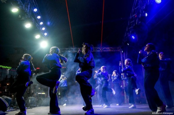 Жители Перми встретили День города танцевальным нон-стопом