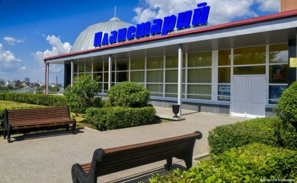 Главе Перми Алексею Дёмкину презентовали новое оборудование Пермского планетария