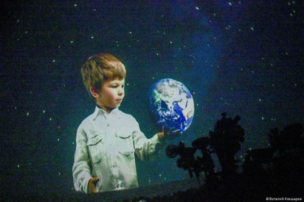 Главе Перми Алексею Дёмкину презентовали новое оборудование Пермского планетария