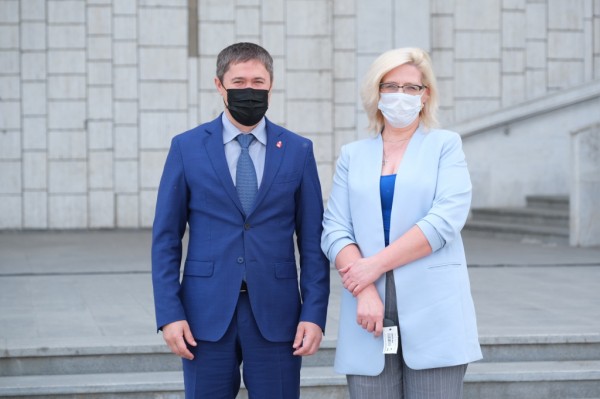 Дмитрий Махонин: «Медицинская помощь должна быть доступна всем жителям региона – от города до глубинки»