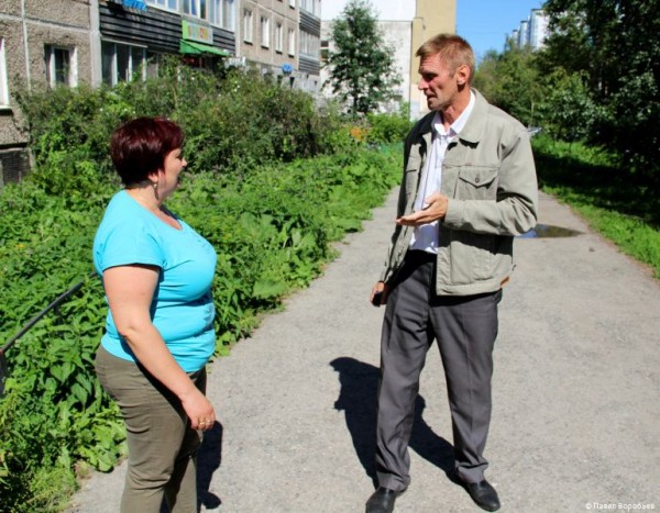 Во всех районах Перми начались рейды по контролю за парковкой на газонах