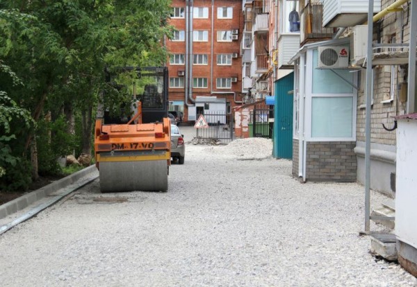 В Перми завершается ремонт дворов по нацпроекту около домов №96 и №98 по улице Екатерининской