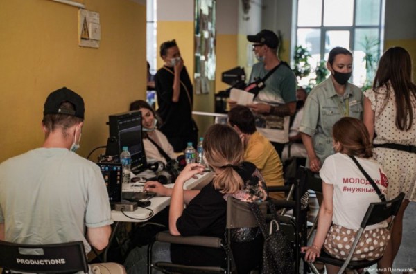 В пермской школе завершили съемки фильма «Многотрудная жизнь Ивана Семенова» В пермской школе завершили съемки фильма «Многотрудная жизнь Ивана Семенова»