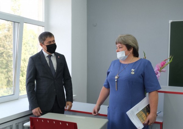 Благодаря запуску «Точки роста» более тысячи ребят Большесосновского района смогут освоить робототехнику