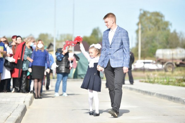 Благодаря нацпроекту в Березниках впервые за 25 лет появилась новая школа с бассейном