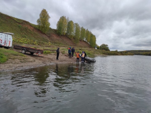 В Кунгурском районе со дна реки достали тело мужчины