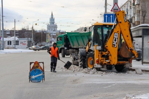 Глава Перми Алексей Дёмкин поручил главам районов лично контролировать качество уборки улиц от снега