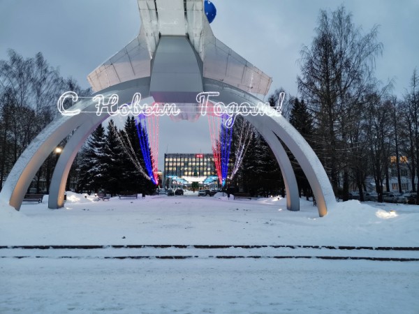 В Перми наградили победителей конкурса на лучшее оформление предприятий к Новому году
