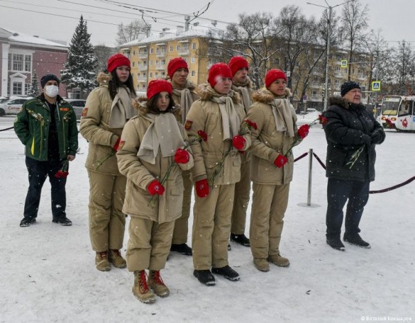 В Перми состоялось возложение цветов в честь Дня снятия блокады Ленинграда