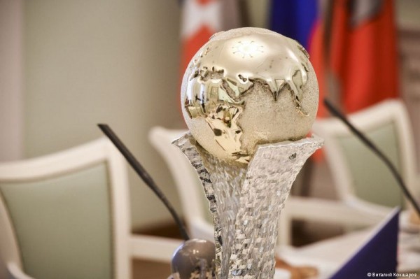 Алексей Дёмкин встретился со спортсменами ТСК «Дуэт» - чемпионами мира по танцевальному спорту