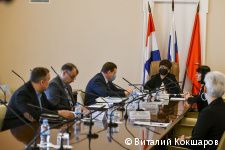 Делегация из Екатеринбурга: «Мы планируем использовать опыт Перми по наведению порядка в сфере НТО» Делегация из Екатеринбурга: «Мы планируем использовать опыт Перми по наведению порядка в сфере НТО»