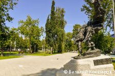 Дмитрий Махонин и Алексей Дёмкин проинспектировали ход благоустройства бульвара им. Советской Армии в Перми Дмитрий Махонин и Алексей Дёмкин проинспектировали ход благоустройства бульвара им. Советской Армии в Перми