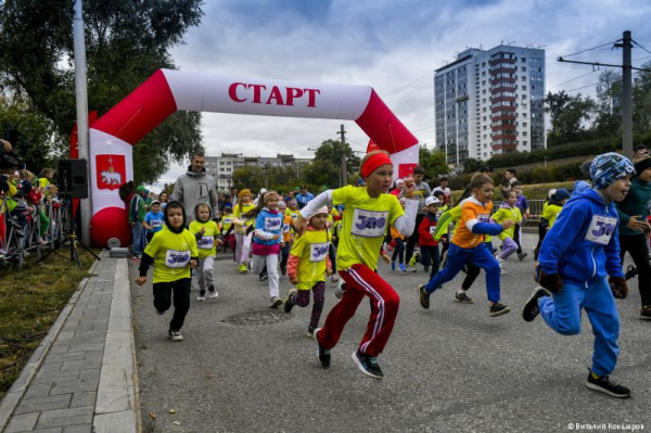 На площади перед Театром-Театром в Перми начался танцевальный марафон &laquo;Открой себя&raquo;