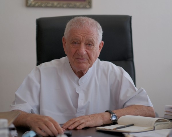 Медицина будущего и спасение тяжелых пациентов: клеточная лаборатория в Донецке