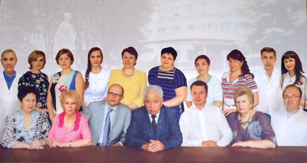 Детей приносит не аист. История «крестного отца Донбасса» — акушера Владимира Чайки