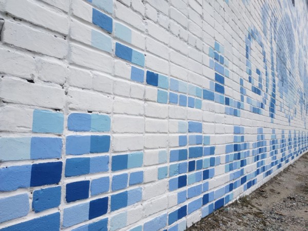 В Перми появилось новое граффити «Гжельская вышивка» В Перми появилось новое граффити «Гжельская вышивка»