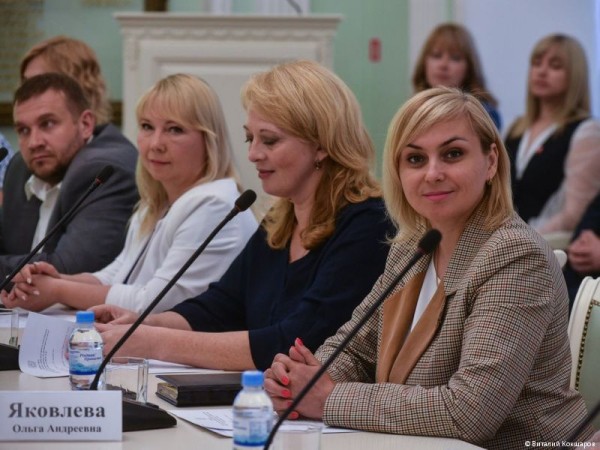 Глава Перми Алексей Дёмкин наградил студентов, представивших лучшие проекты развития города Глава Перми Алексей Дёмкин наградил студентов, представивших лучшие проекты развития города