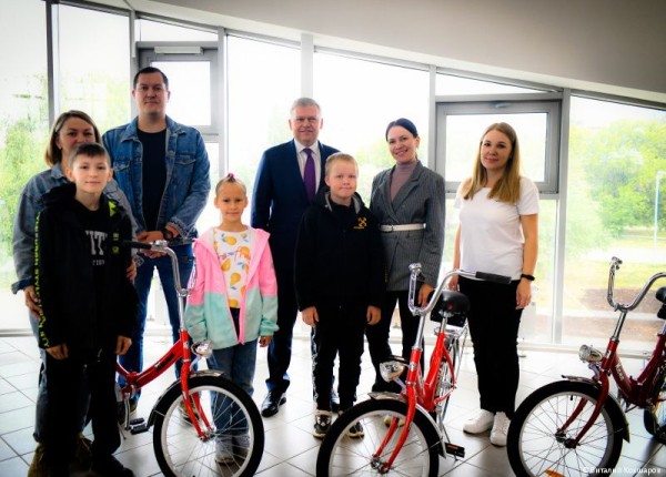 Три участника всероссийского голосования за объекты благоустройства получили велосипеды «Кама»