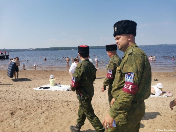 В районах Перми усилили контроль за безопасностью у воды В районах Перми усилили контроль за безопасностью у воды