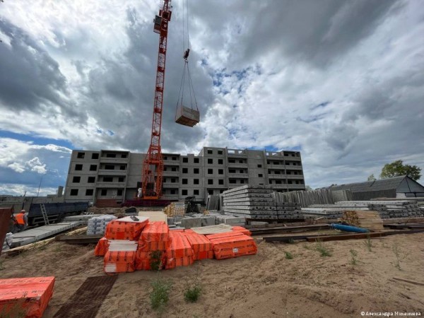 Строительство муниципального дома на Маяковского, 54 в Перми ведётся уже на уровне 5-го этажа Строительство муниципального дома на Маяковского, 54 в Перми ведётся уже на уровне 5-го этажа