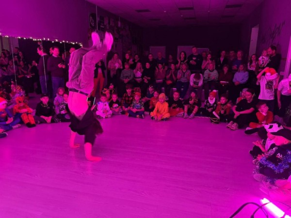 В Индустриальном районе Перми прошел спортивный фестиваль «Новогодний серпантин»