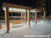 В Черняевском лесу Перми заменили малые архитектурные формы на месте отдыха «Золотые пески» 