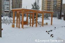 В Черняевском лесу Перми заменили малые архитектурные формы на месте отдыха «Золотые пески» 