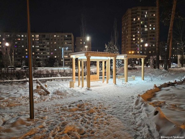 В Черняевском лесу Перми заменили малые архитектурные формы на месте отдыха «Золотые пески» 