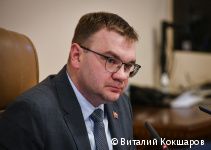 Глава Перми Эдуард Соснин поручил усилить контроль за уборкой тротуаров и лестничных спусков