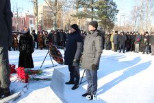 Глава Перми Эдуард Соснин возложил цветы в честь дня вывода войск из Афганистана Глава Перми Эдуард Соснин возложил цветы в честь дня вывода войск из Афганистана