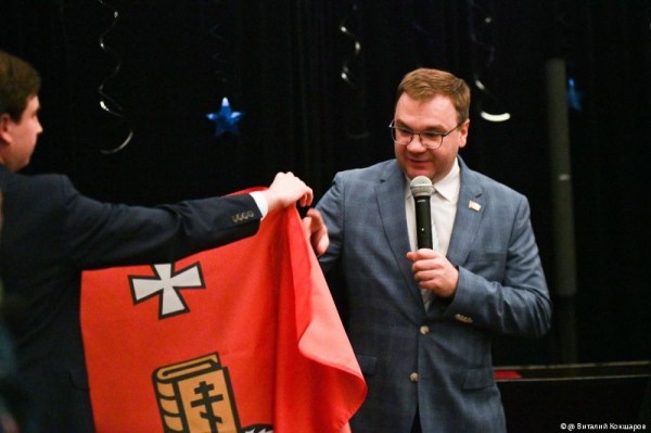 Флаг города, побывавший в экспедиции на МКС, займет почетное место в Пермском планетарии