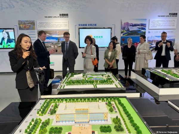 Власти Перми и китайского города Хух-Хото расширили сотрудничество в гуманитарной и деловой сферах Власти Перми и китайского города Хух-Хото расширили сотрудничество в гуманитарной и деловой сферах