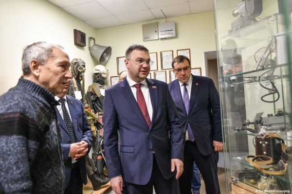 Глава Перми Эдуард Соснин посетил учебные центры гражданской защиты Глава Перми Эдуард Соснин посетил учебные центры гражданской защиты