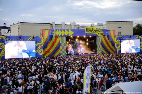 Обгоняя время и объединяя Россию: в Перми отметят День молодёжи