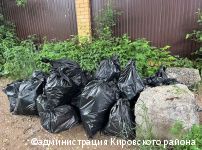 В Кировском районе Перми прибрали прибрежную часть реки Камы