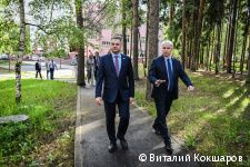 Глава Перми Эдуард Соснин посетил с рабочим выездом Ленинский район Глава Перми Эдуард Соснин посетил с рабочим выездом Ленинский район