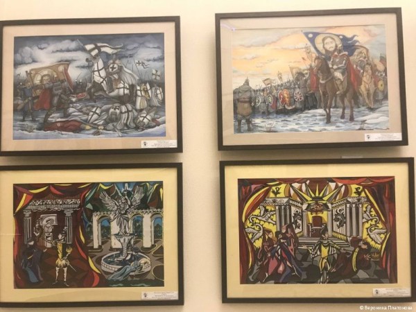 В администрации Перми открылась выставка картин юных художников