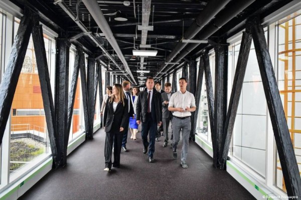 Глава Перми Эдуард Соснин подписал соглашение о сотрудничестве с Челябинском