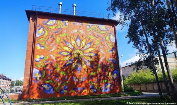 В Перми появились два новых мурала