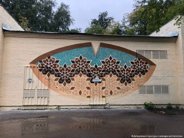 В Перми появились два новых мурала