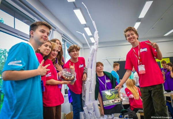 Глава Перми Эдуард Соснин выступил спикером на мастер-классе в рамках «Большой перемены» Глава Перми Эдуард Соснин выступил спикером на мастер-классе в рамках «Большой перемены»