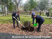 Делегация из Перми во главе с Эдуардом Сосниным поздравила Киров с 650-летием