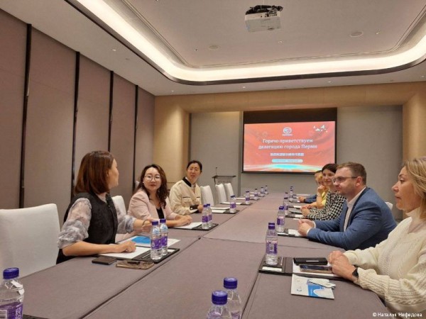 Глава Перми Эдуард Соснин посетил с рабочим визитом китайский город-побратим Циндао