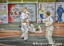 В Перми в микрорайоне Новобродовский открылась универсальная спортивная площадка В Перми в микрорайоне Новобродовский открылась универсальная спортивная площадка