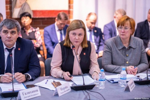 В Перми состоялись «нулевые чтения» бюджета города на 2025-2027 годы В Перми состоялись «нулевые чтения» бюджета города на 2025-2027 годы