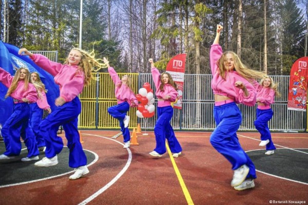 В Перми в микрорайоне Новобродовский открылась универсальная спортивная площадка В Перми в микрорайоне Новобродовский открылась универсальная спортивная площадка